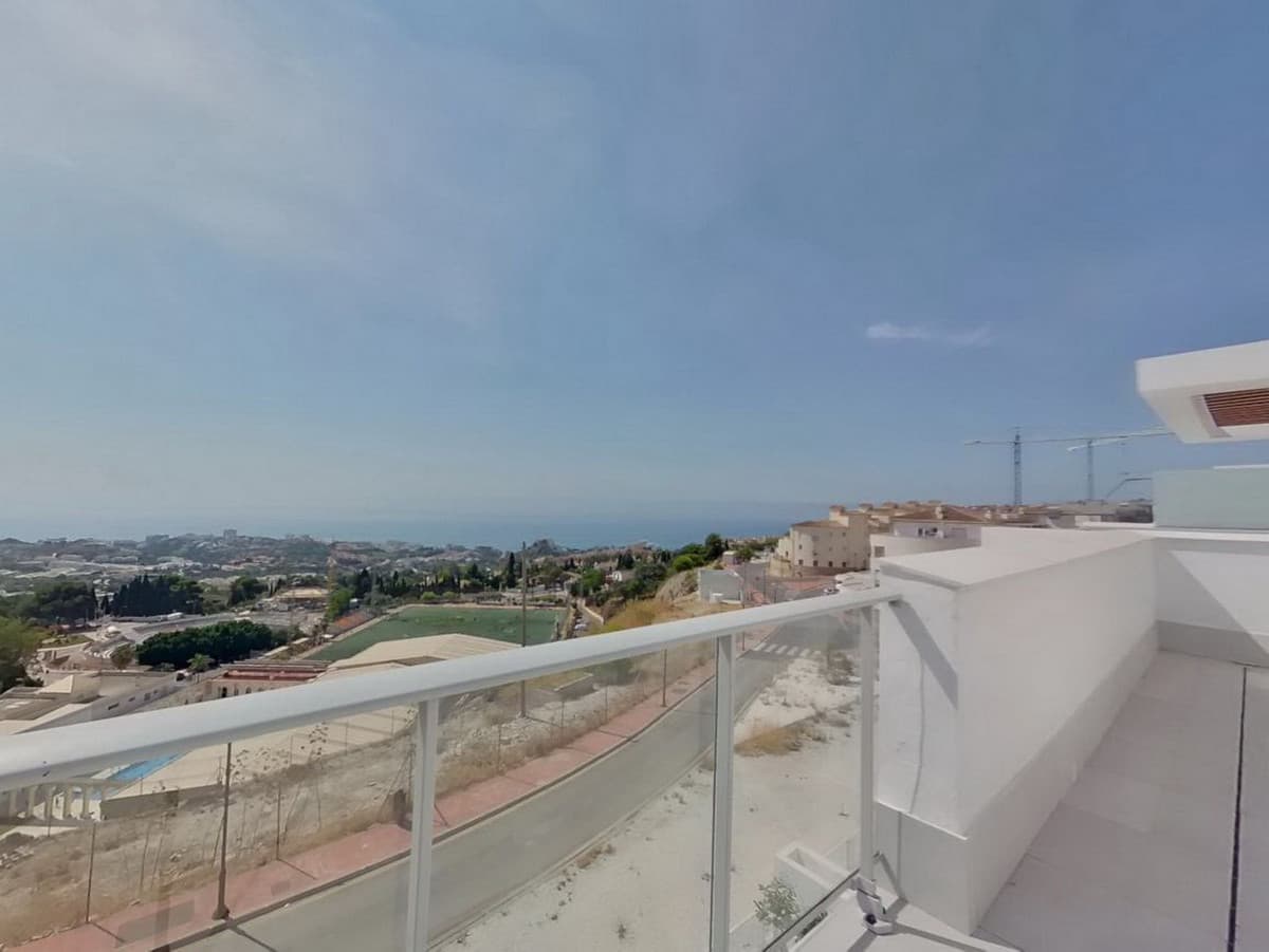Penthouse in Benalmadena Pueblo — photo 3 of 10