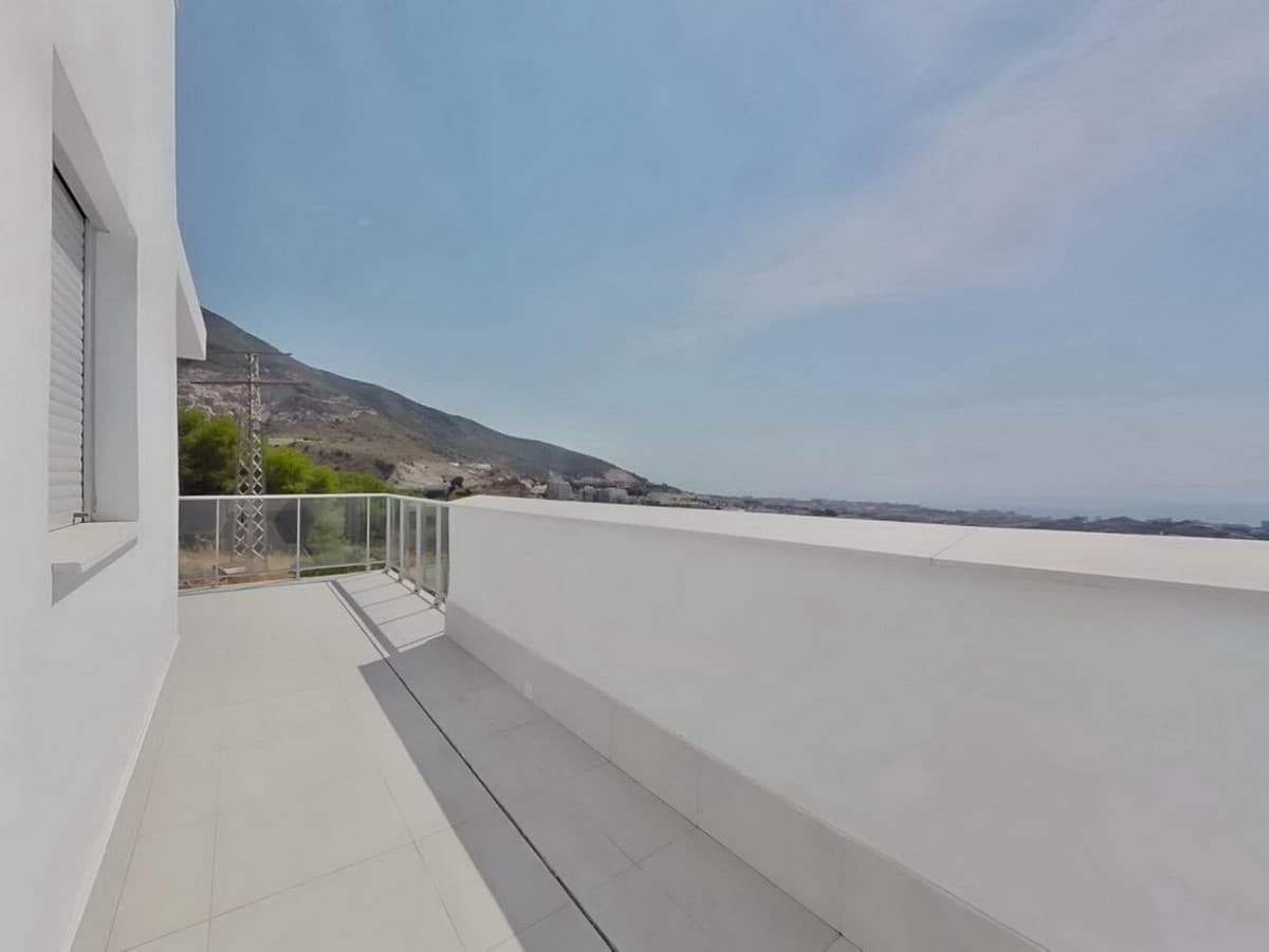 Penthouse in Benalmadena Pueblo — photo 5 of 10