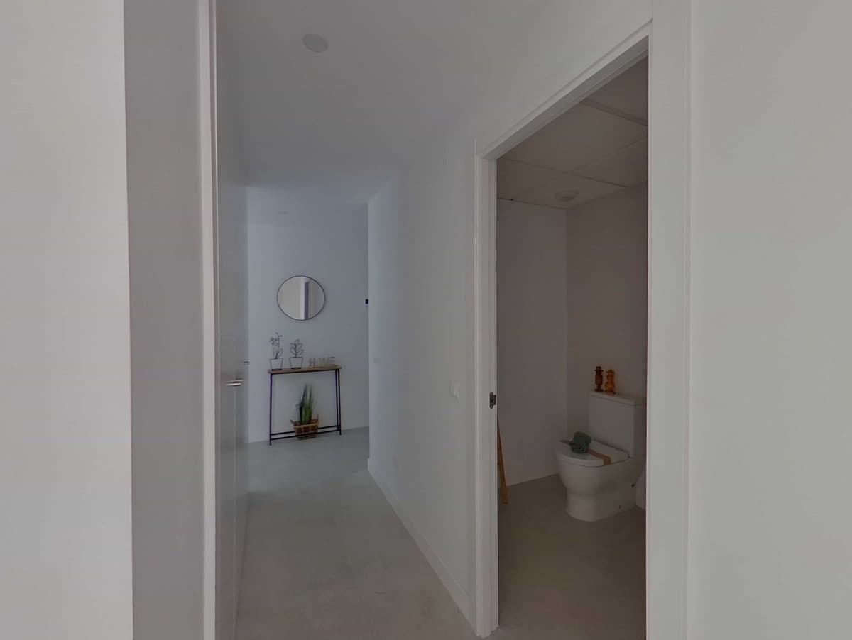 Middle Floor Apartment in Benalmadena Pueblo — photo 9 of 10