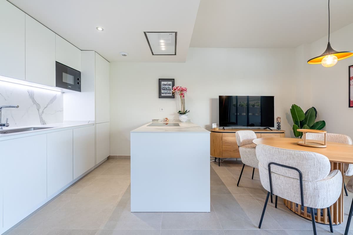 Middle Floor Apartment in Benalmadena — photo 3 of 10
