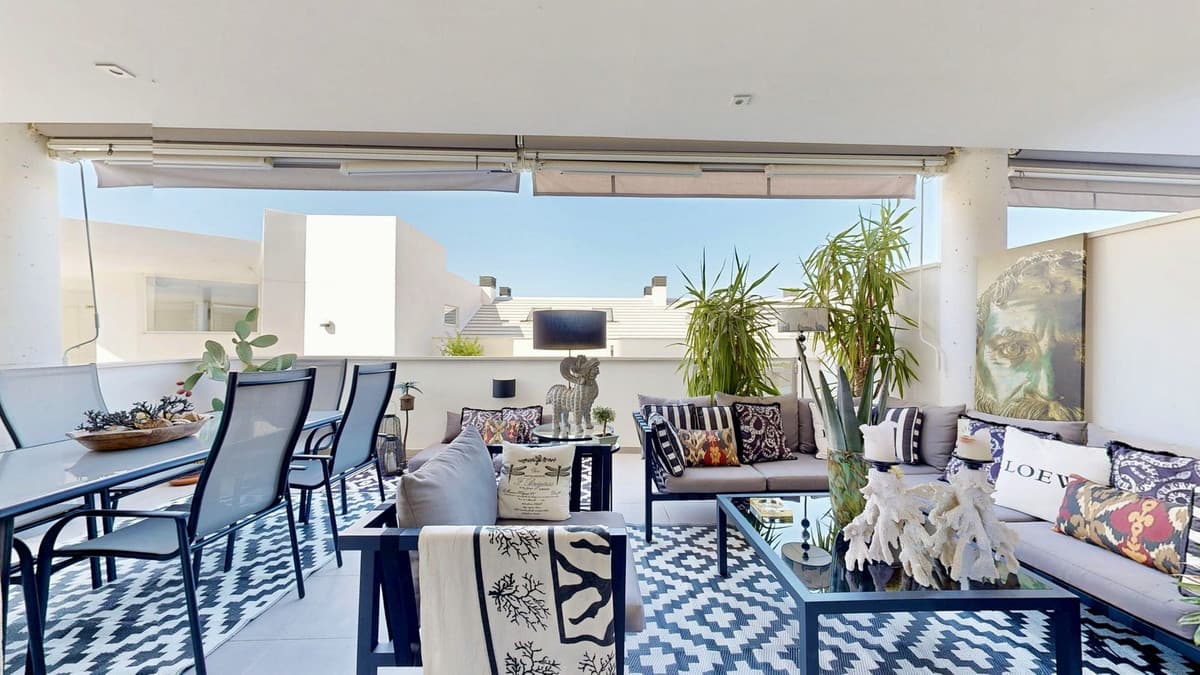 Ground Floor Apartment in Torreblanca — photo 2 of 10