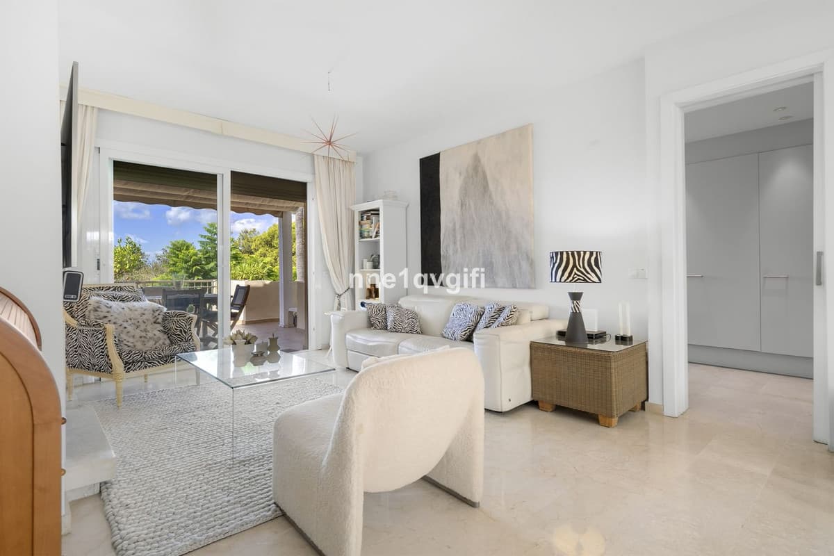 Penthouse Duplex in Cabopino — photo 7 of 10