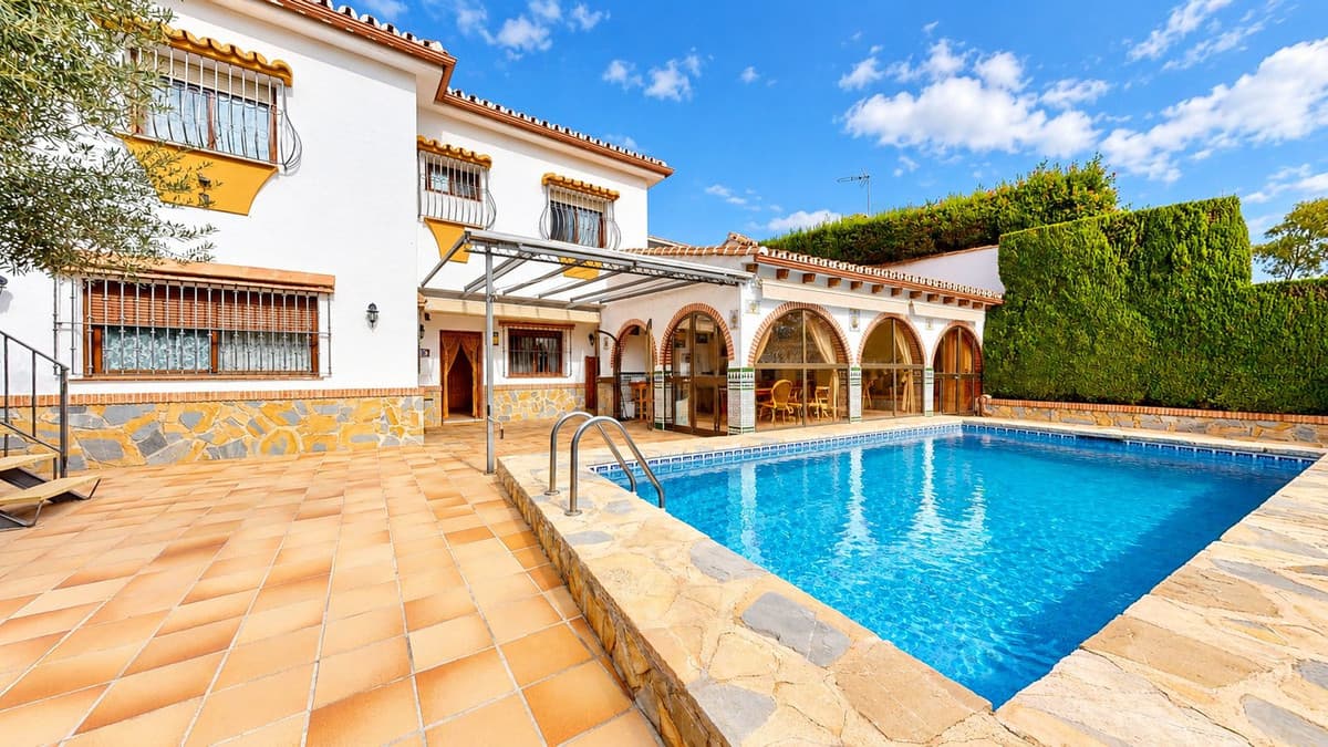 Detached Villa in Benalmadena