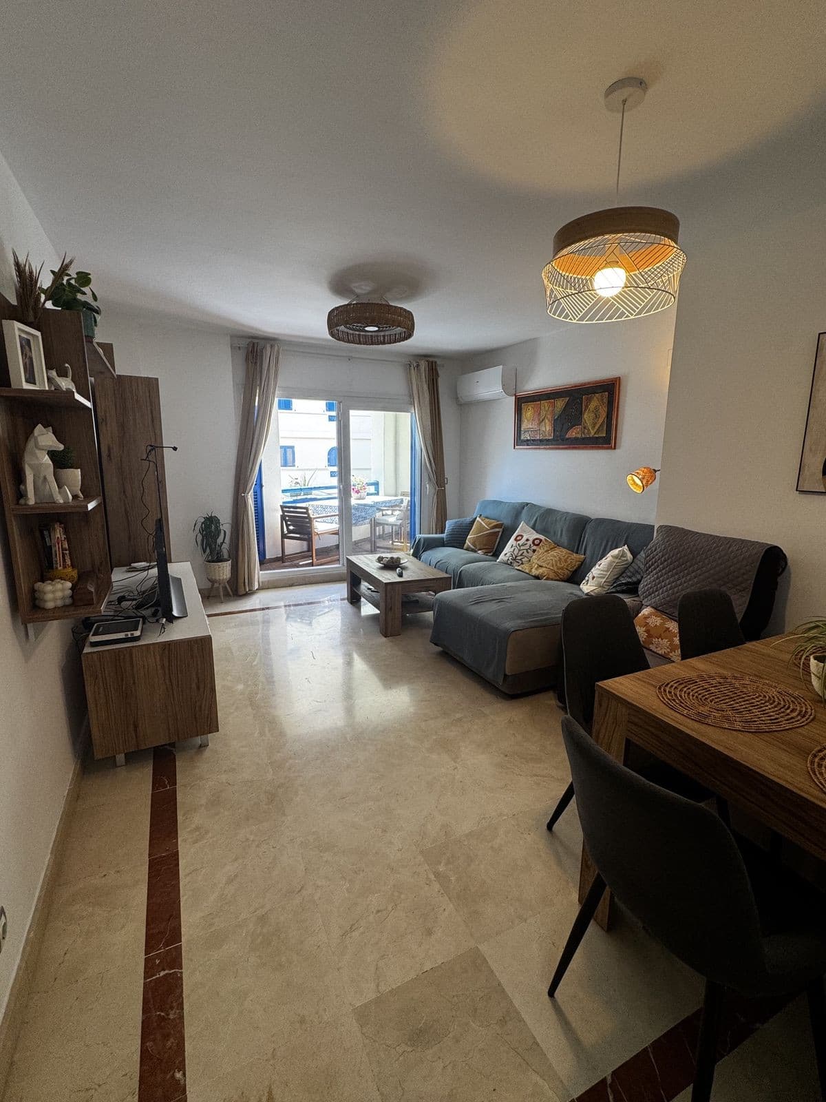 Middle Floor Apartment in San Luis de Sabinillas — photo 5 of 10