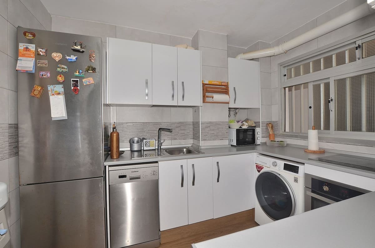 Middle Floor Apartment in Fuengirola — photo 8 of 10