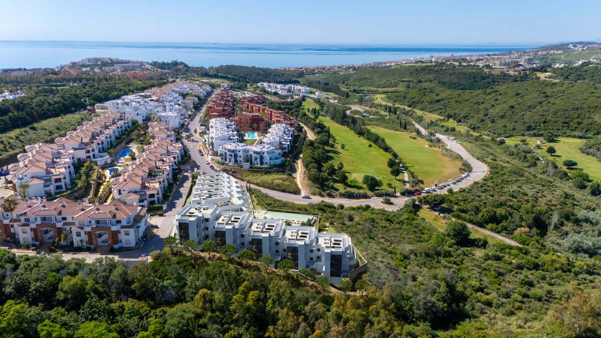 Skye Casares Golf — photo 2 of 10