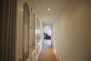 Middle Floor Apartment in Marbella — photo 8 of 10