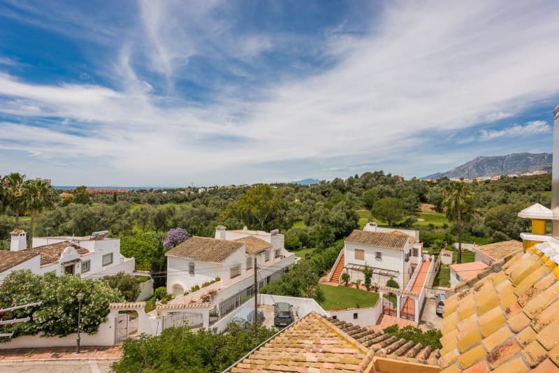 Detached Villa in El Rosario — photo 2 of 10