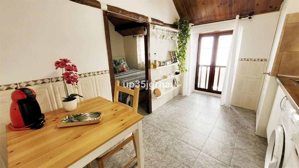 Middle Floor Studio in Estepona — photo 6 of 10
