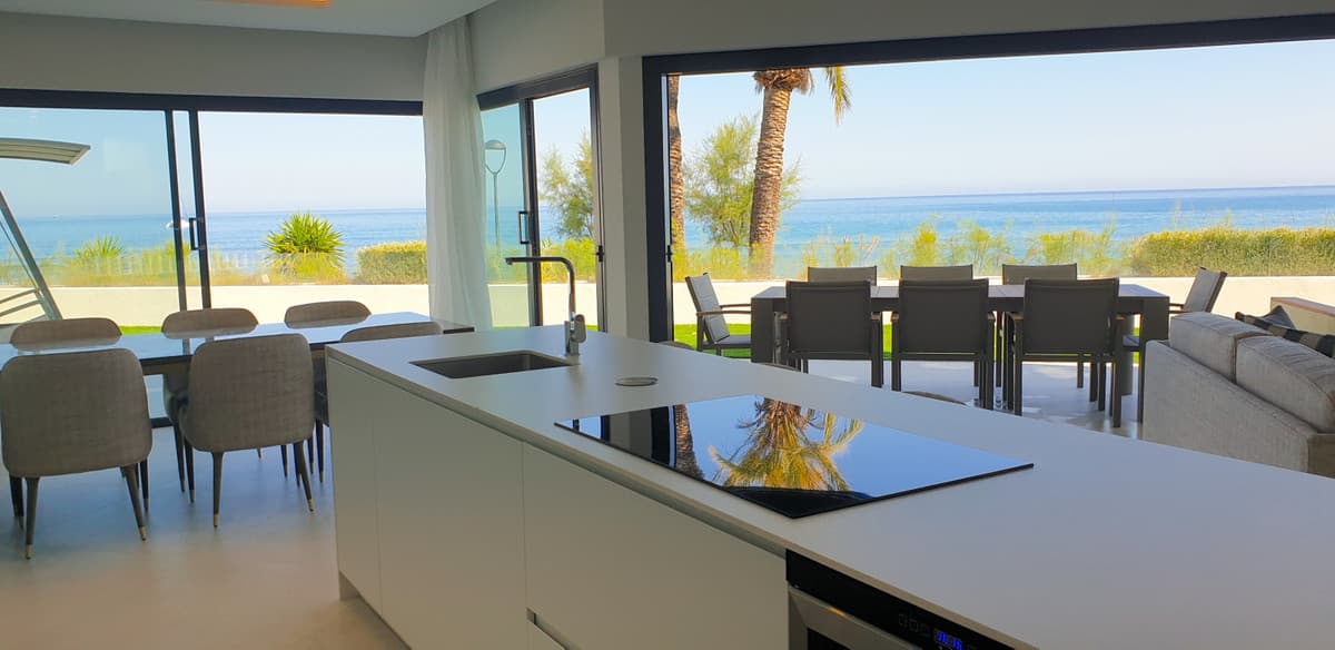 Townhouse in Estepona — photo 9 of 10