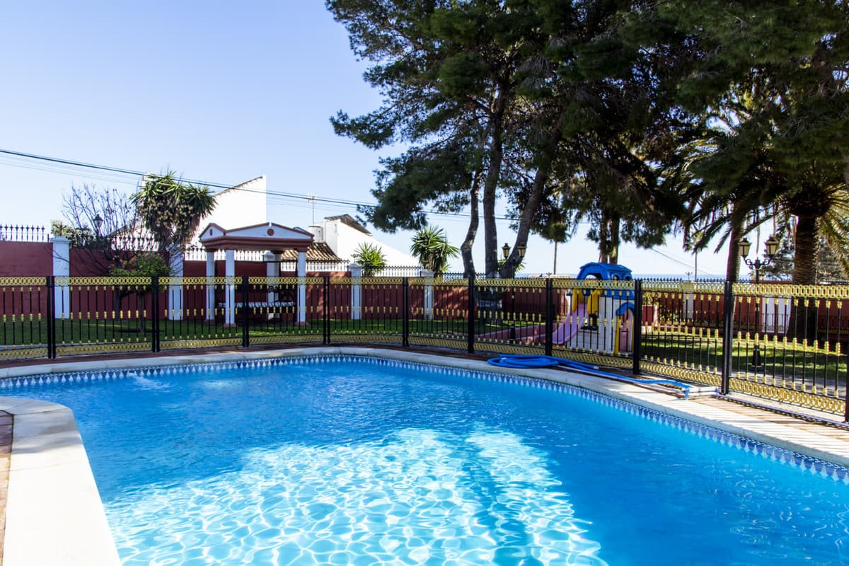 Detached Villa in Estepona — photo 6 of 10