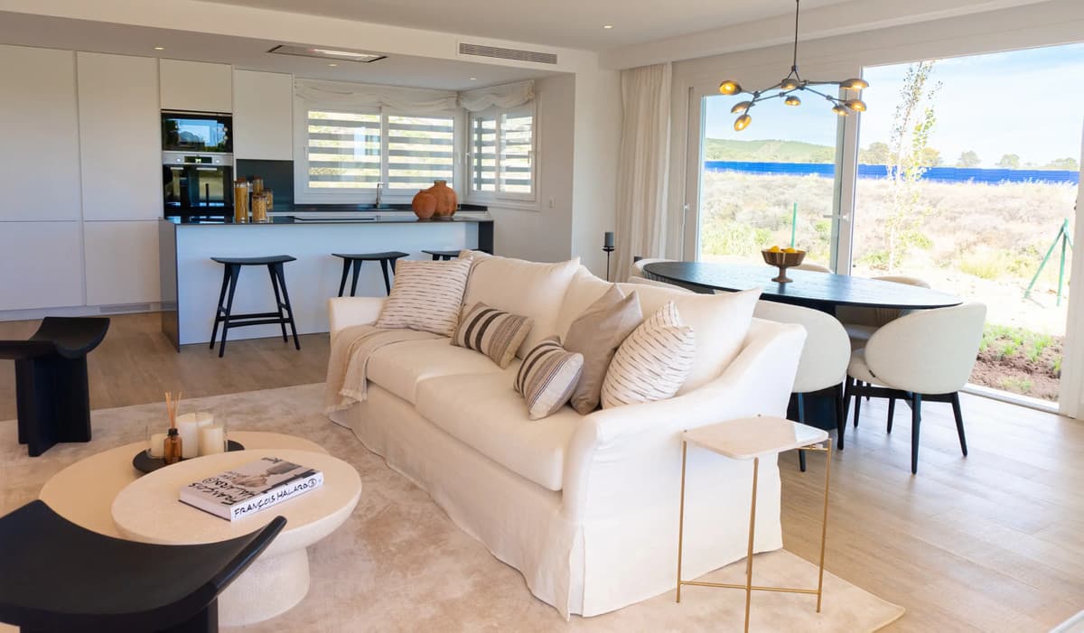Top Floor Apartment in Casares — photo 7 of 10