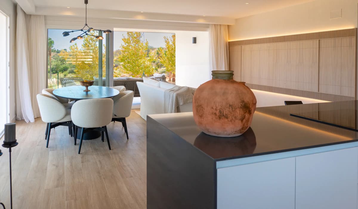 Top Floor Apartment in Casares — photo 8 of 10