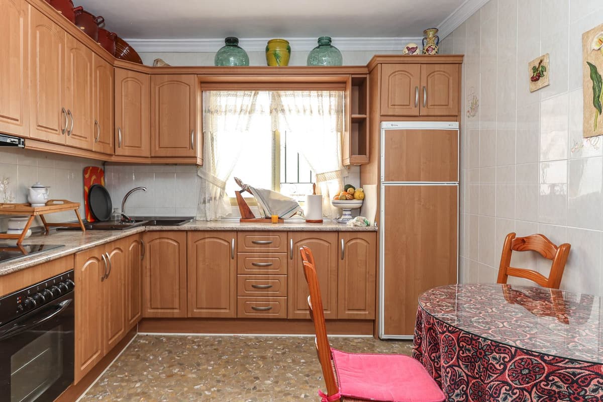 Townhouse in Casarabonela — photo 9 of 10