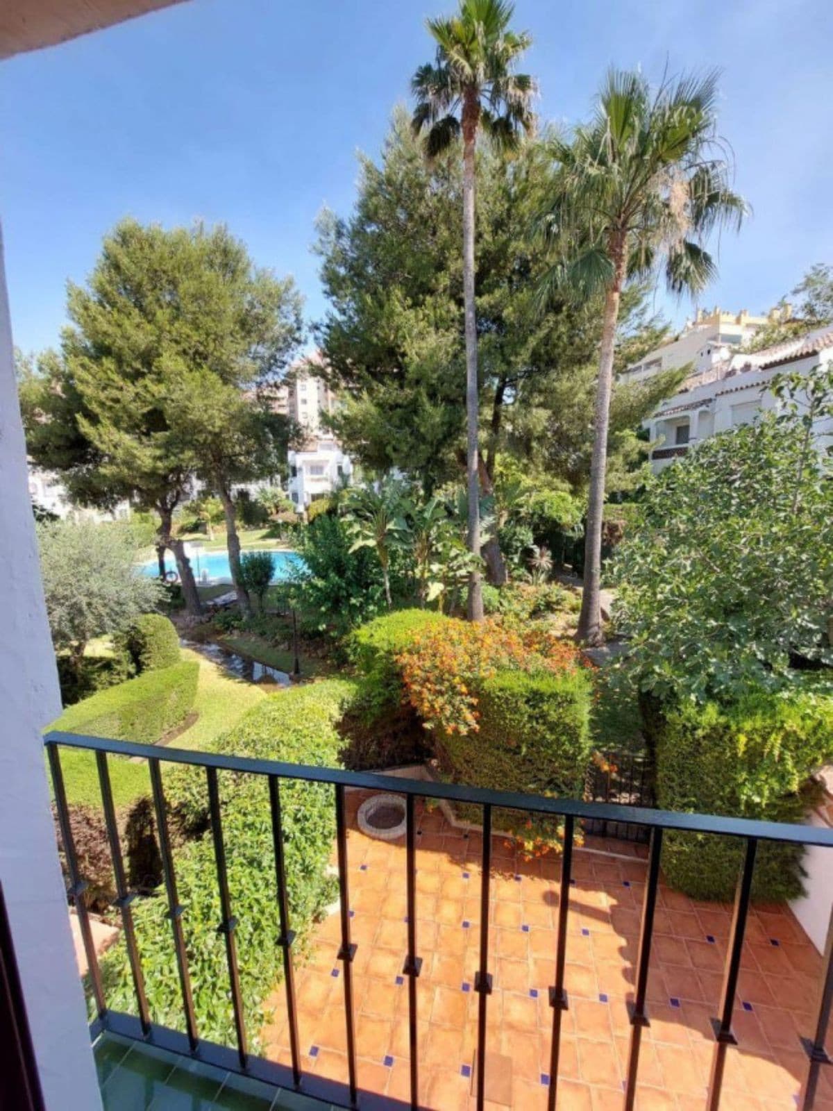 Semi-Detached House in Marbella — photo 10 of 10