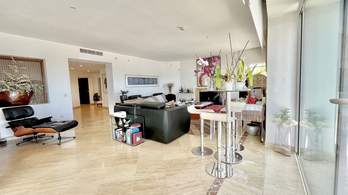 Penthouse in Río Real — photo 8 of 10