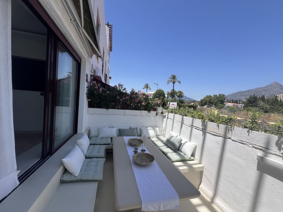 Ground Floor Apartment in Nueva Andalucía — photo 2 of 10