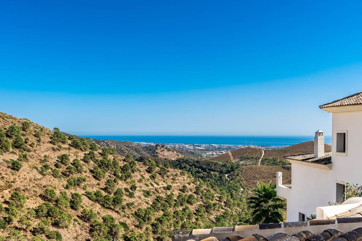 Detached Villa in Benahavís — photo 6 of 10