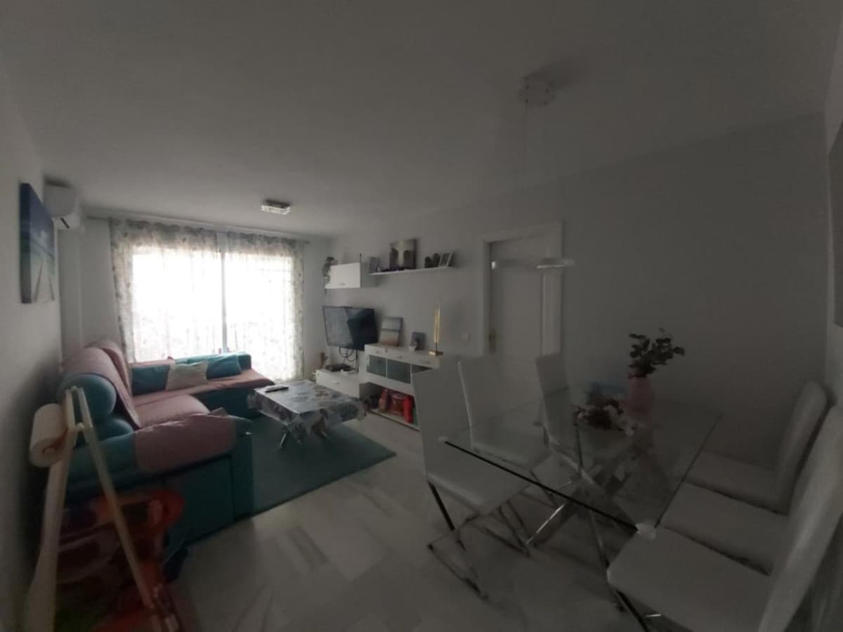 Middle Floor Apartment in Doña Julia — photo 2 of 10