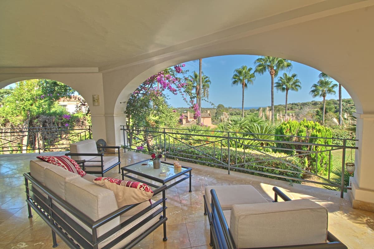 Detached Villa in Sotogrande Alto — photo 3 of 10