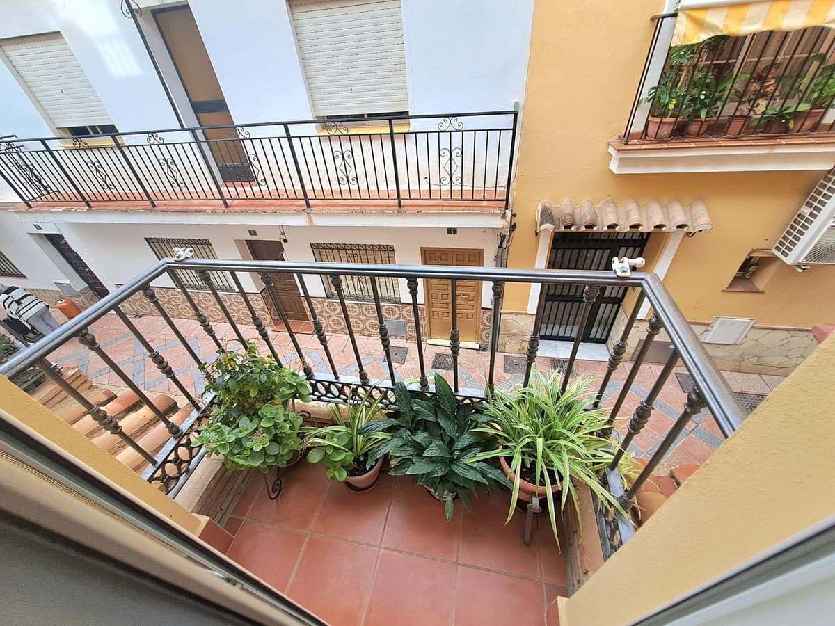 Middle Floor Apartment in Fuengirola — photo 6 of 10