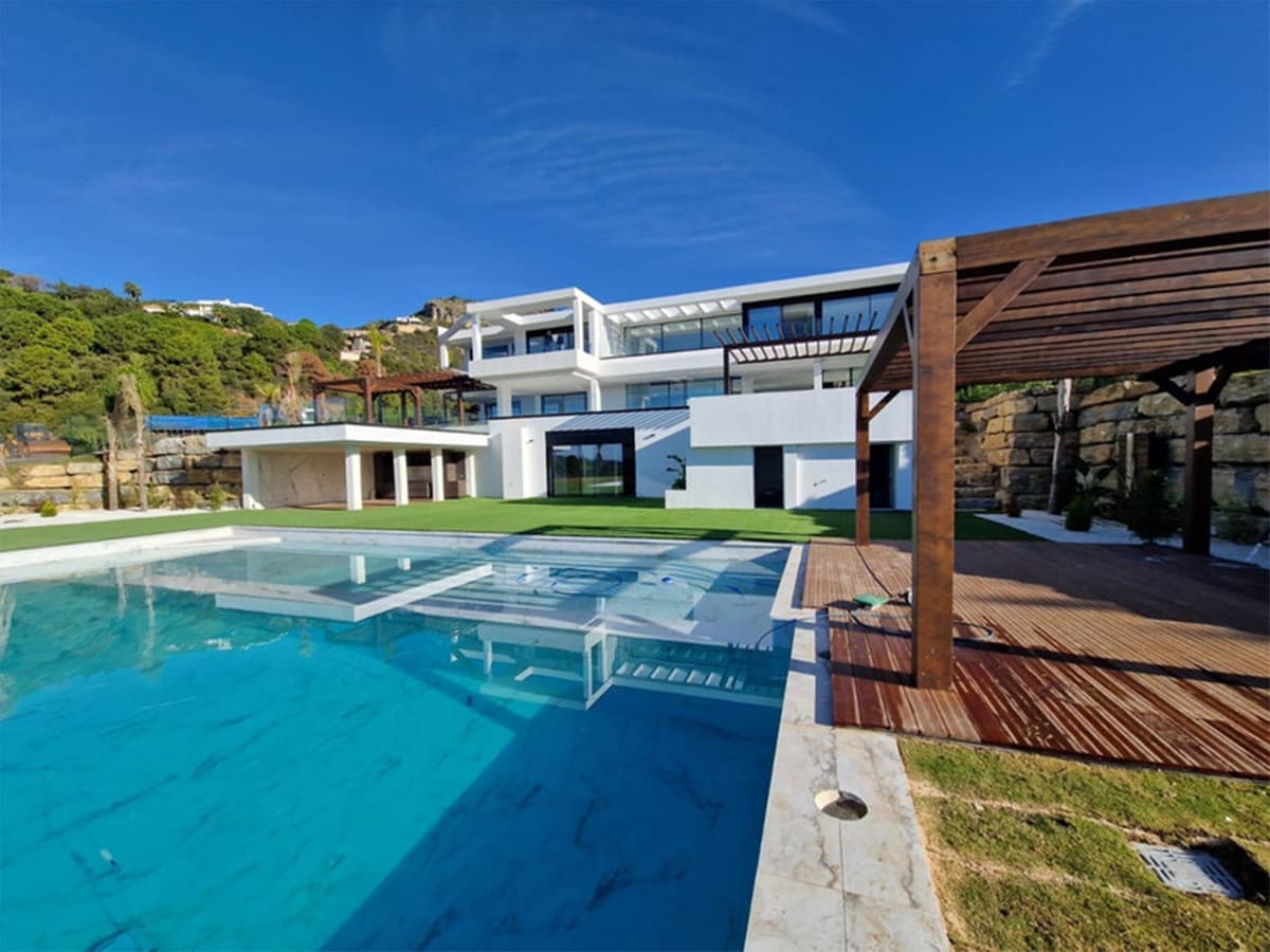 Detached Villa in Benahavís — photo 5 of 10
