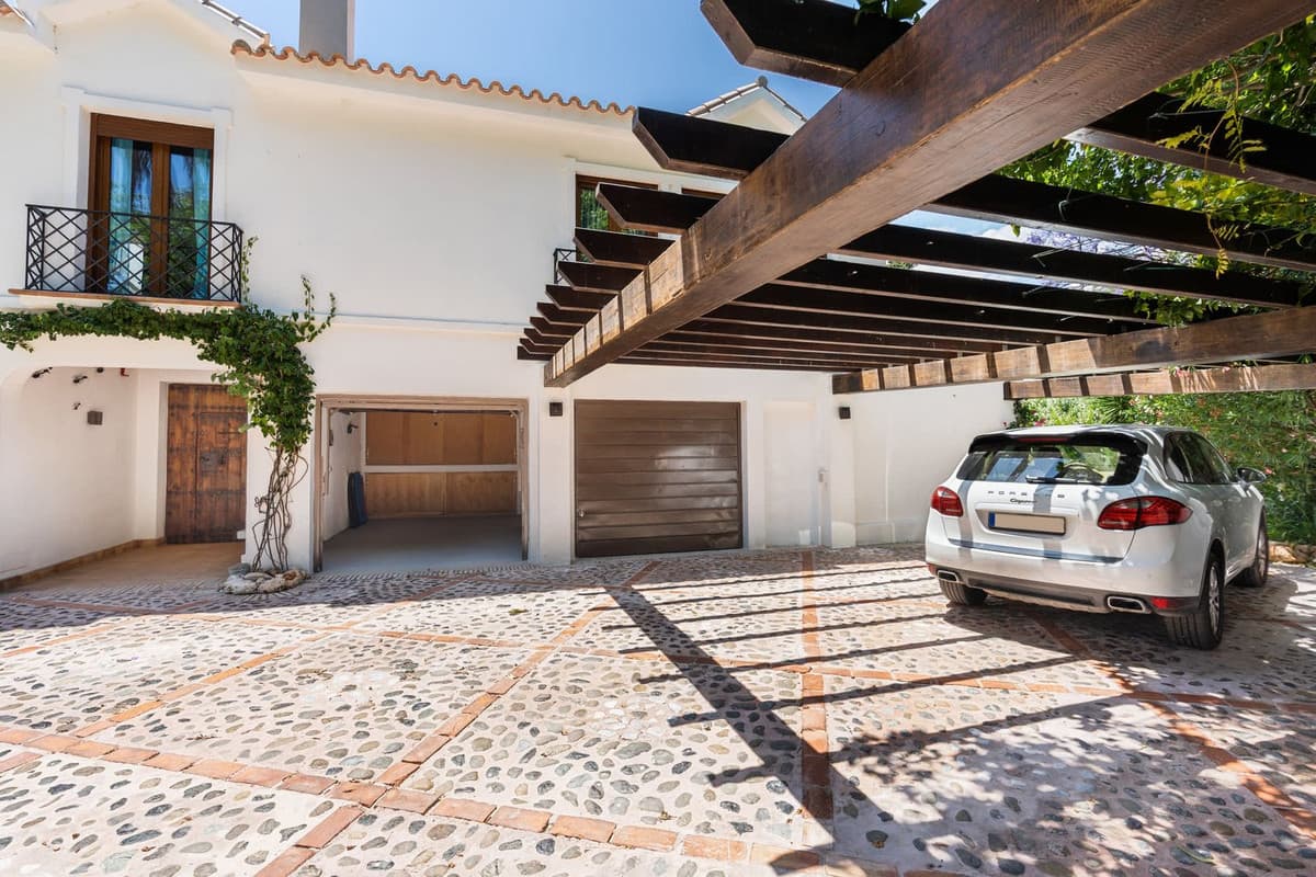 Detached Villa in Guadalmina Baja — photo 5 of 10