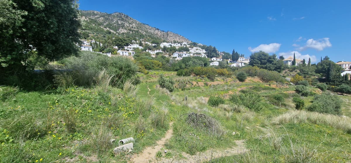 Residential Plot in Mijas — photo 2 of 9