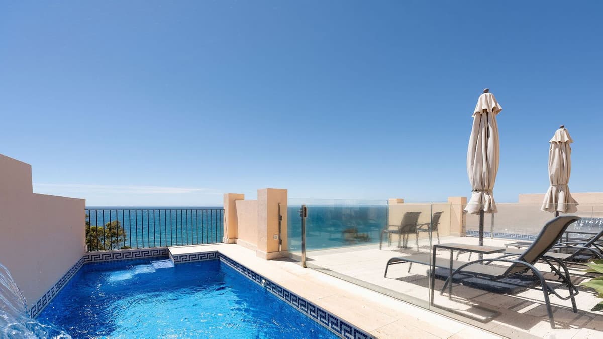 Penthouse Duplex in Estepona — photo 5 of 10