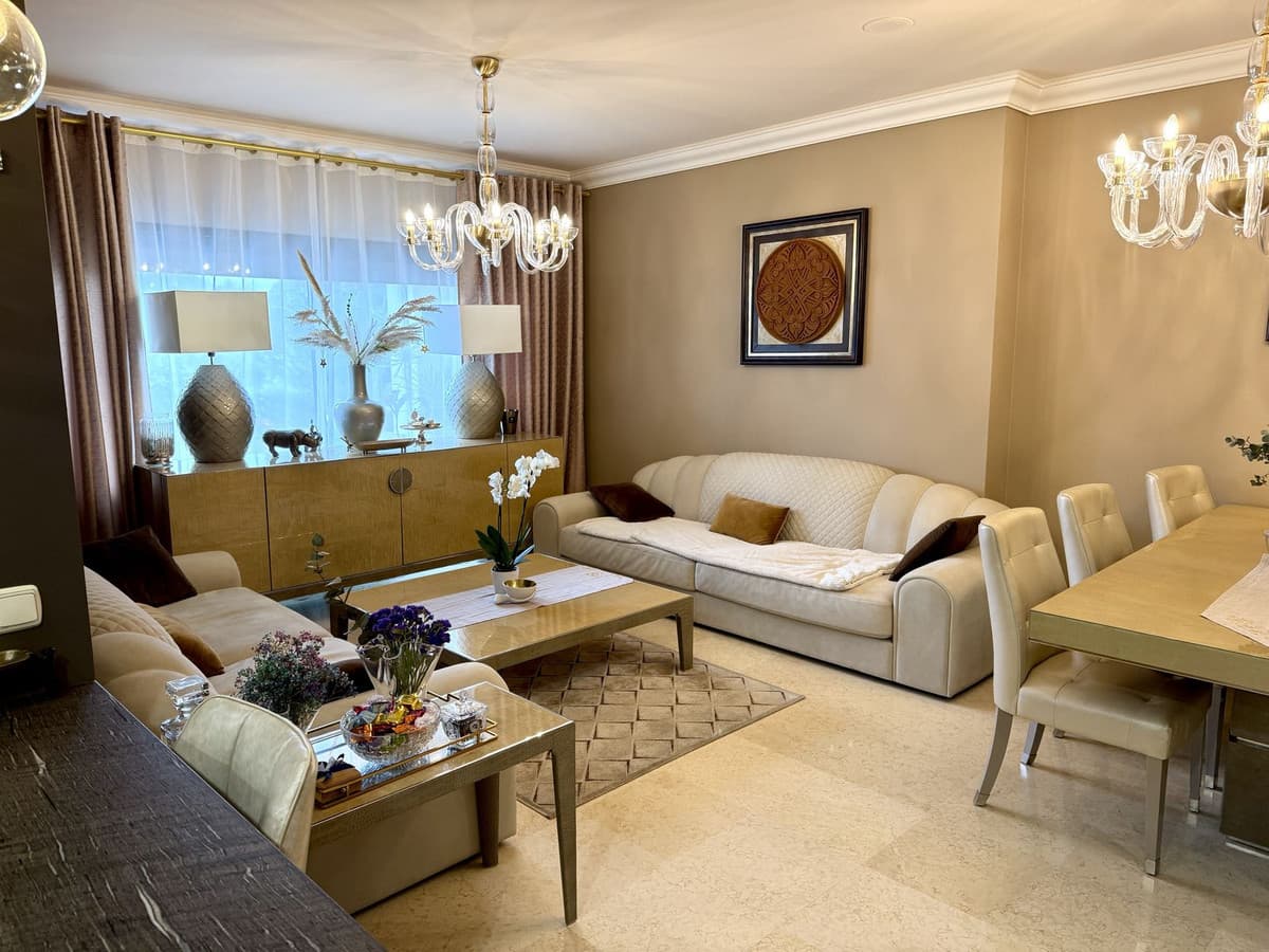 Ground Floor Apartment in Benahavís — photo 5 of 10
