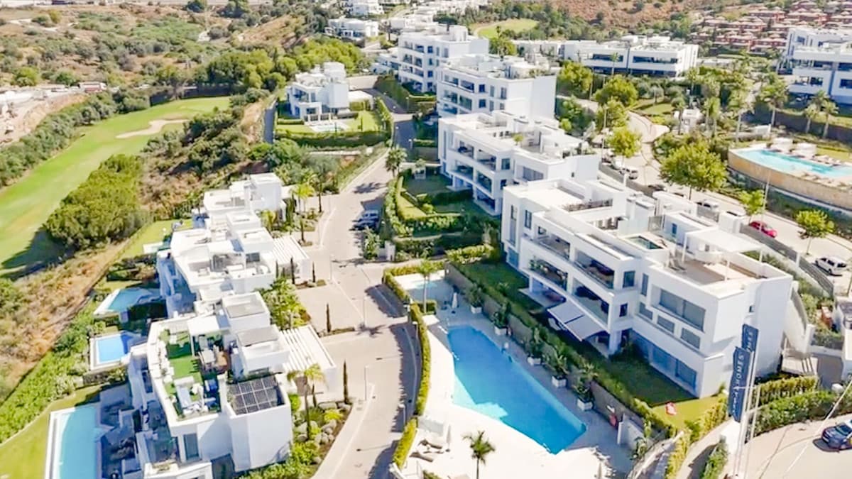 Penthouse Duplex in Marbella — photo 1 of 10