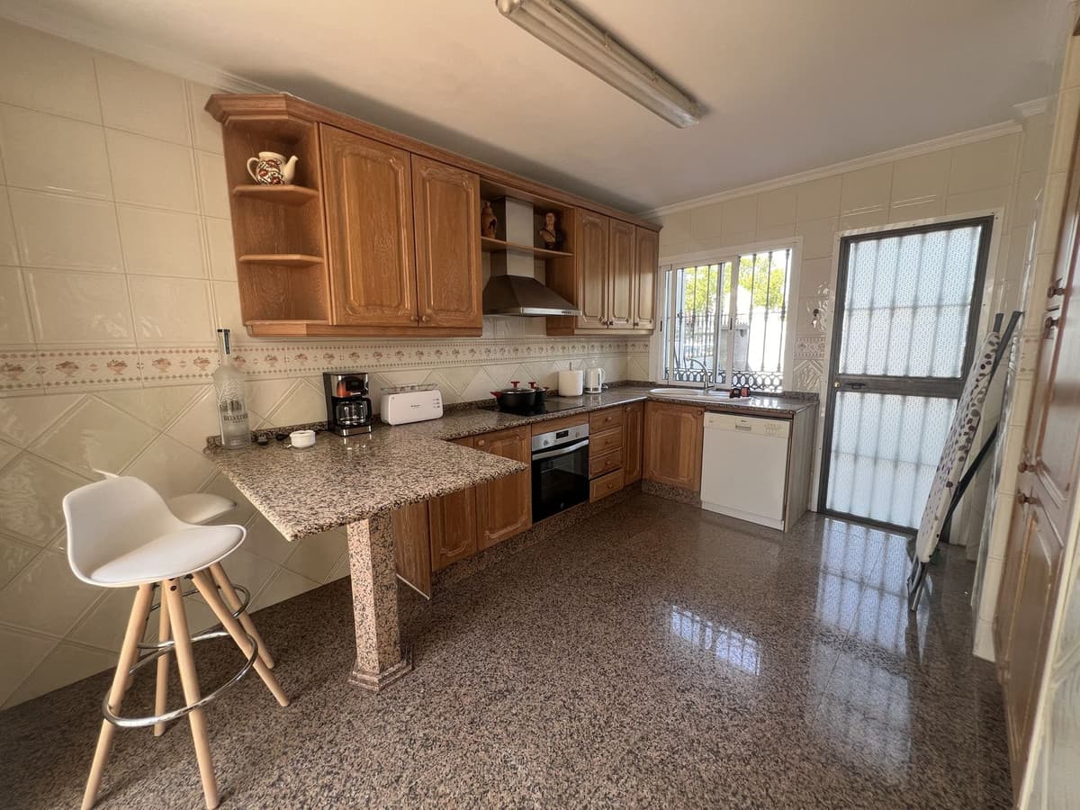 Semi-Detached House in San Pedro de Alcántara — photo 7 of 10