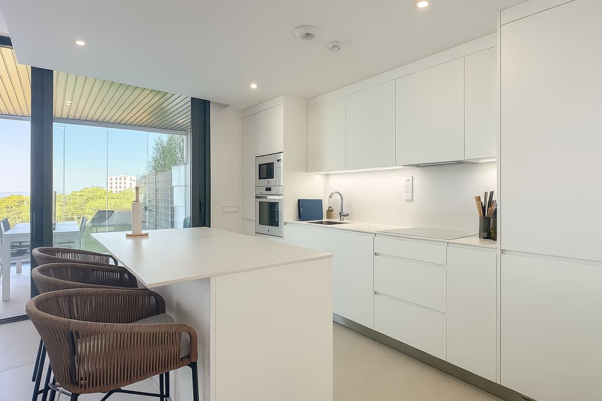 Ground Floor Apartment in Higueron — photo 4 of 10