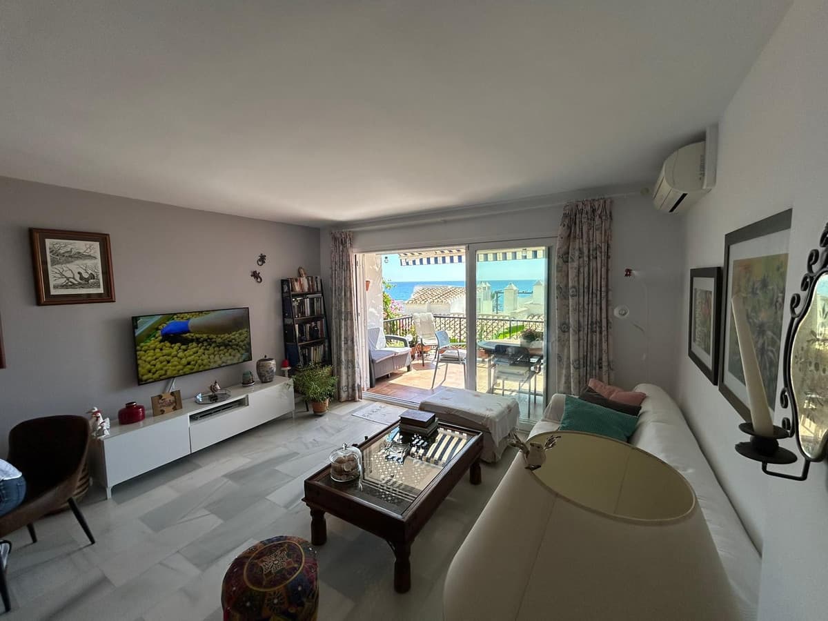 Duplex in Calahonda — photo 9 of 10