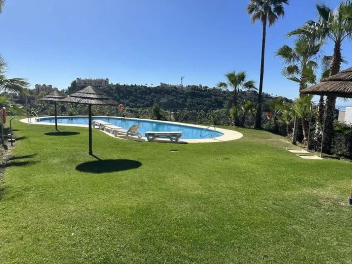 Ground Floor Apartment in Marbella — photo 2 of 10