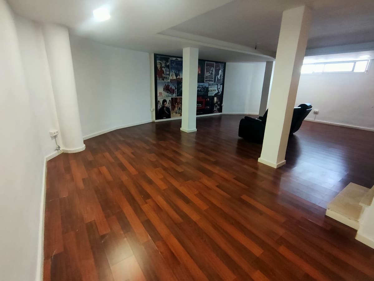 Semi-Detached House in Cancelada — photo 5 of 10