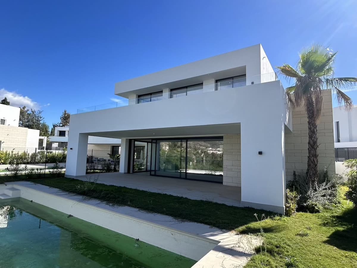 Detached Villa in Río Real — photo 2 of 10