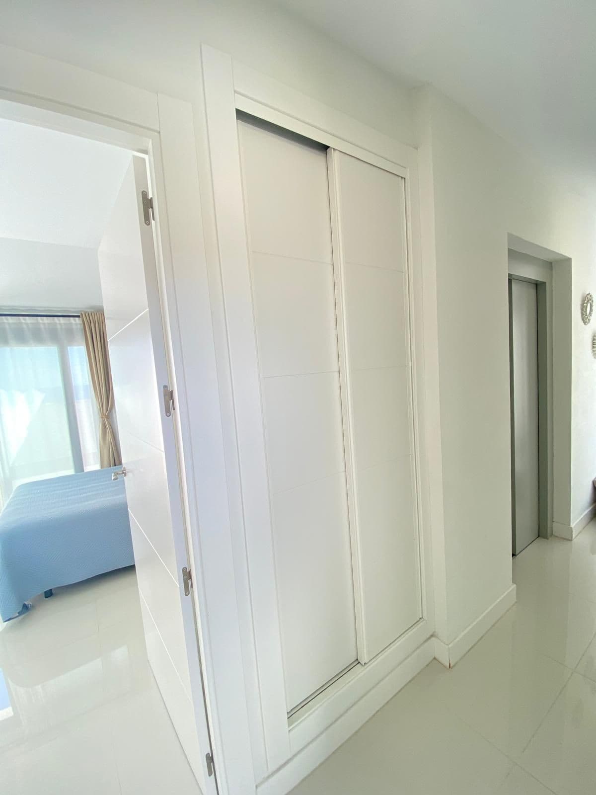 Penthouse in Manilva — photo 14 of 20