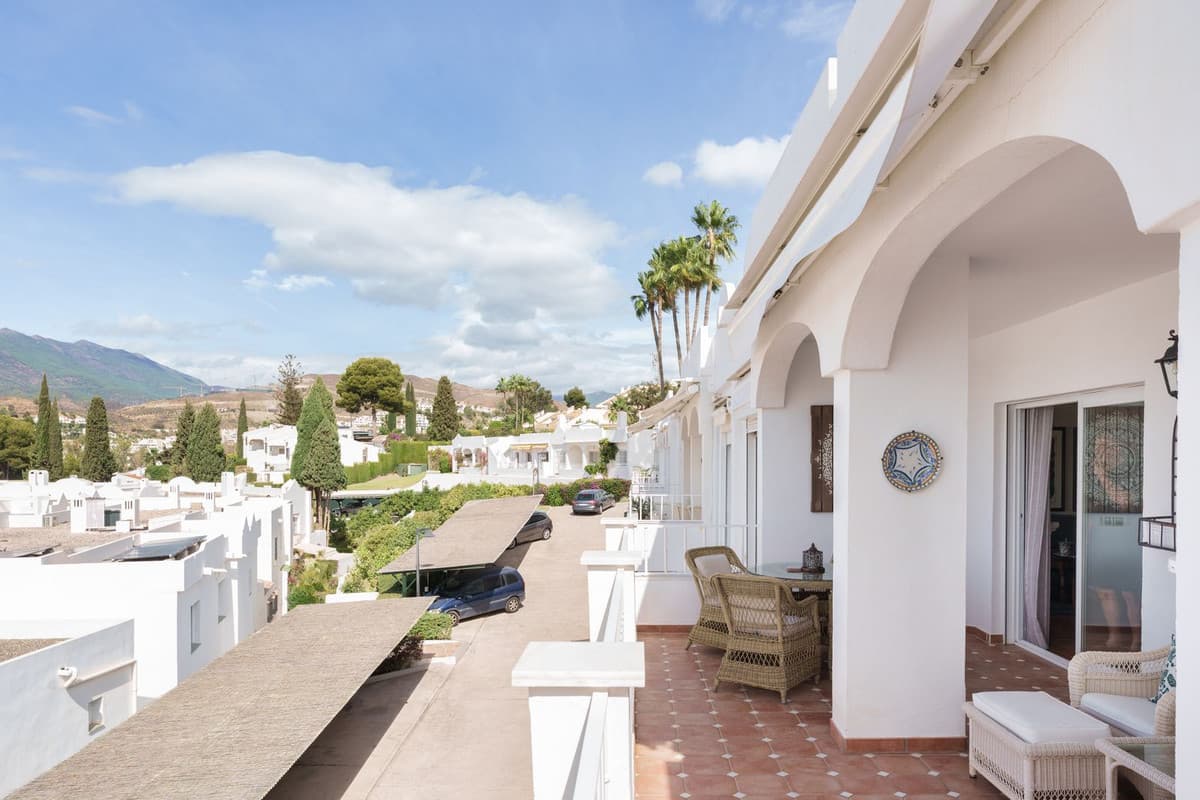 Townhouse in Nueva Andalucía — photo 9 of 10