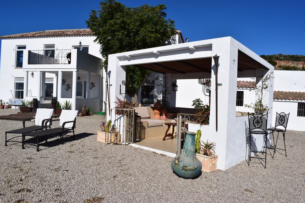 Cortijo in Ronda — photo 4 of 10