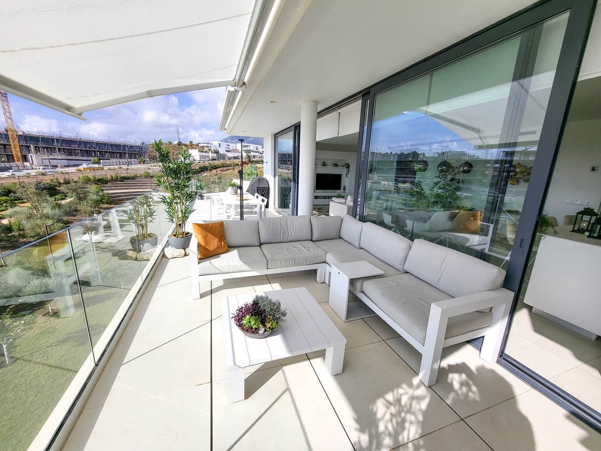 Middle Floor Apartment in Fuengirola — photo 8 of 10