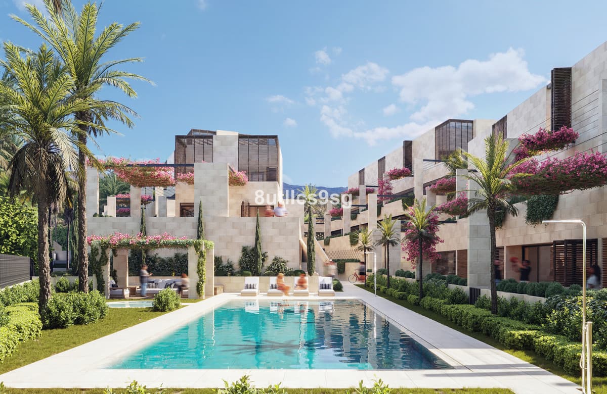 Ground Floor Apartment in Estepona — photo 1 of 10