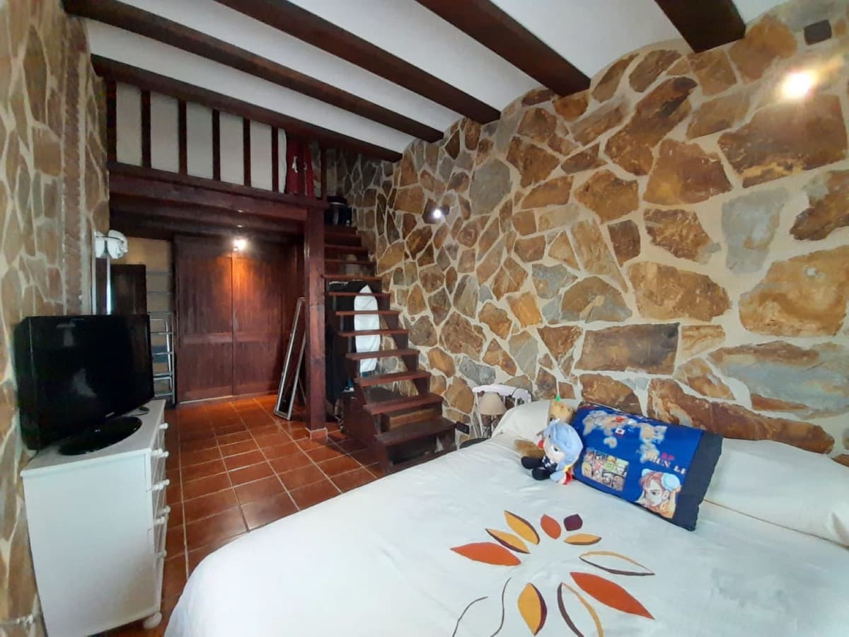 Townhouse in Las Lagunas — photo 6 of 10