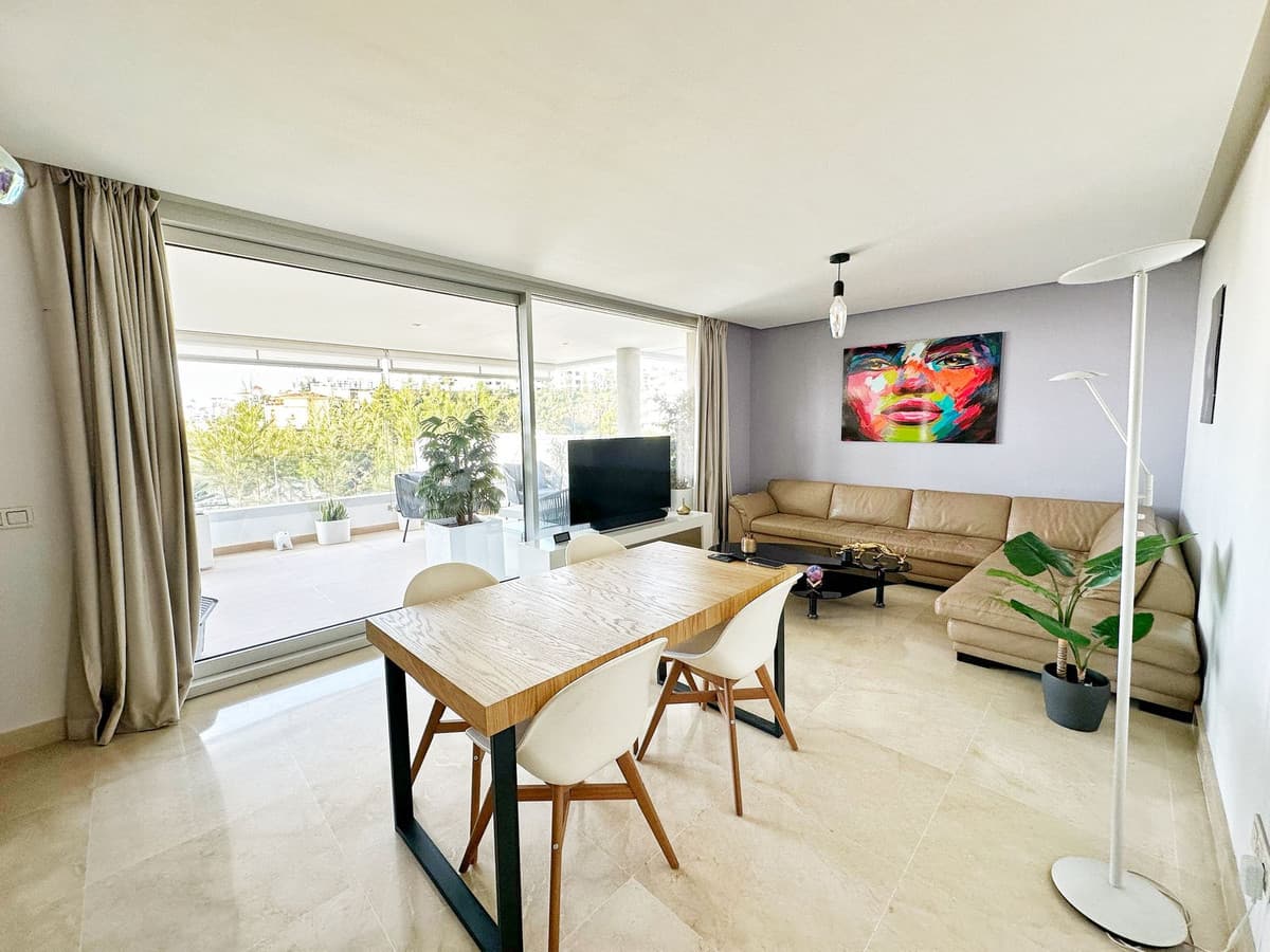 Middle Floor Apartment in Los Arqueros — photo 9 of 10