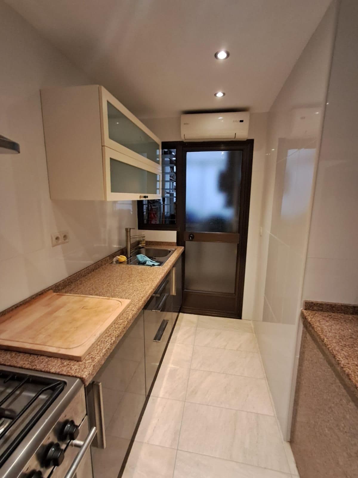 Middle Floor Apartment in Fuengirola — photo 8 of 10