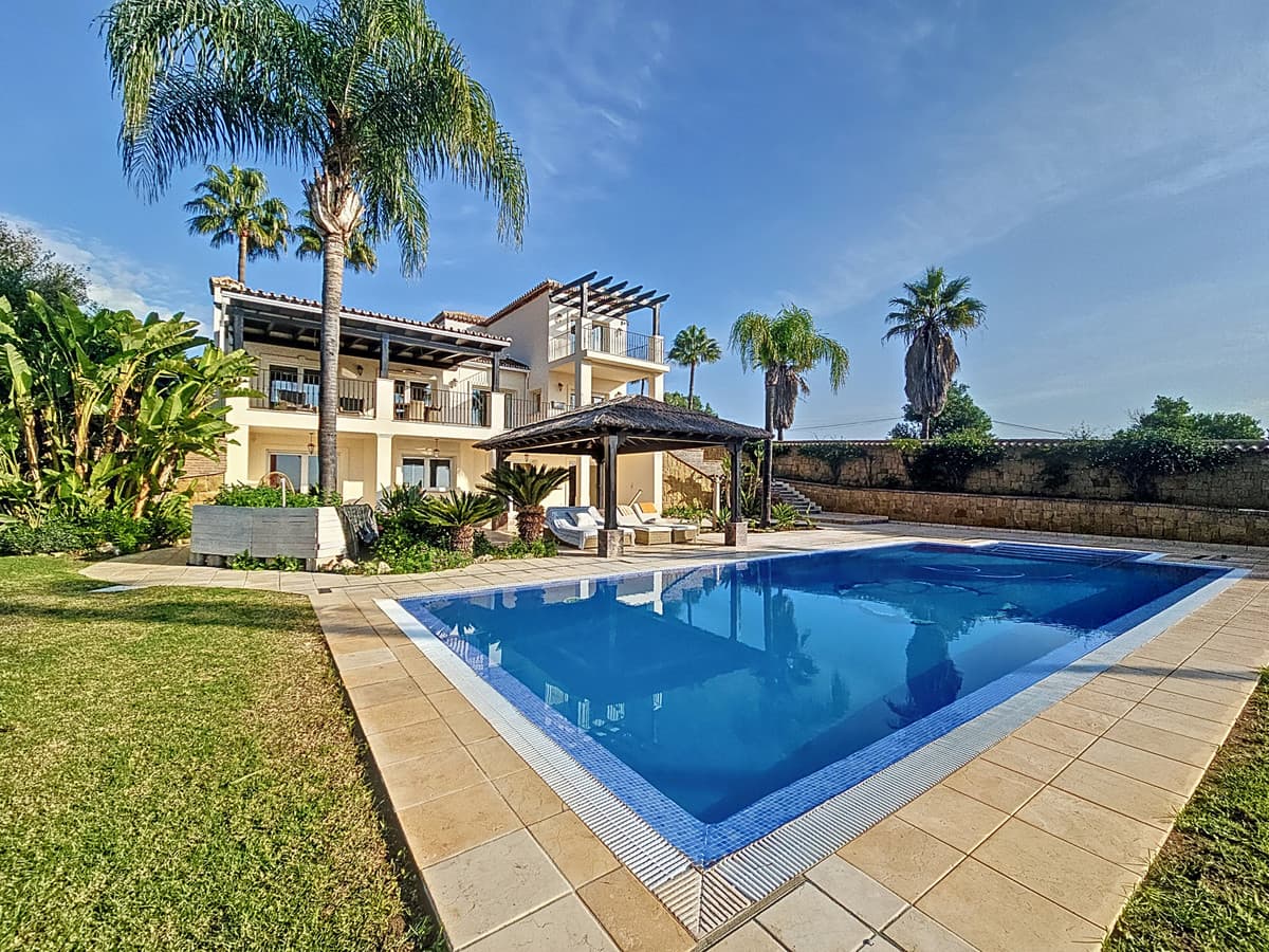Detached Villa in Estepona — photo 7 of 10