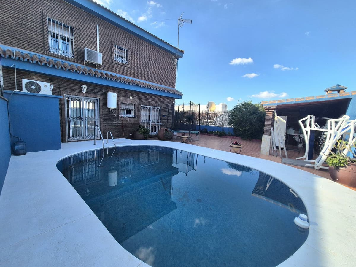 Semi-Detached House in Alhaurín el Grande — photo 3 of 10