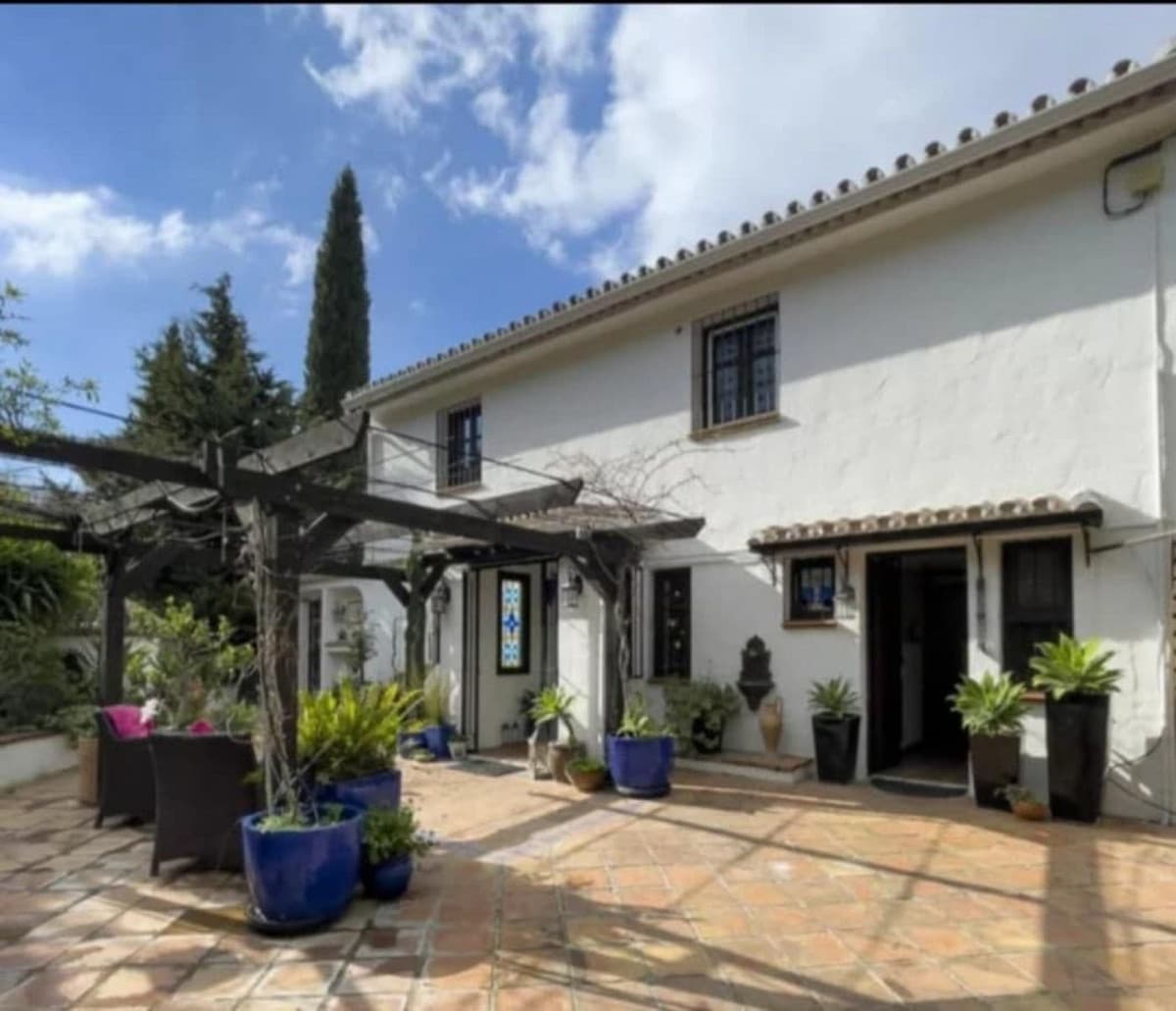 Detached Villa in Mijas — photo 1 of 10