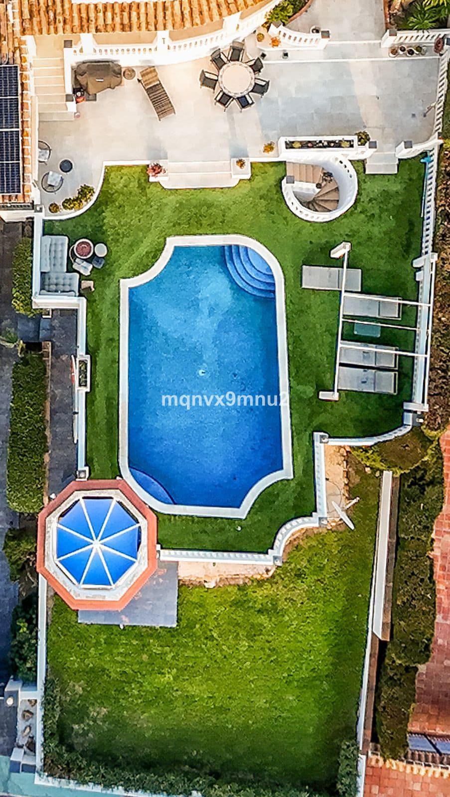 Detached Villa in El Chaparral — photo 4 of 10