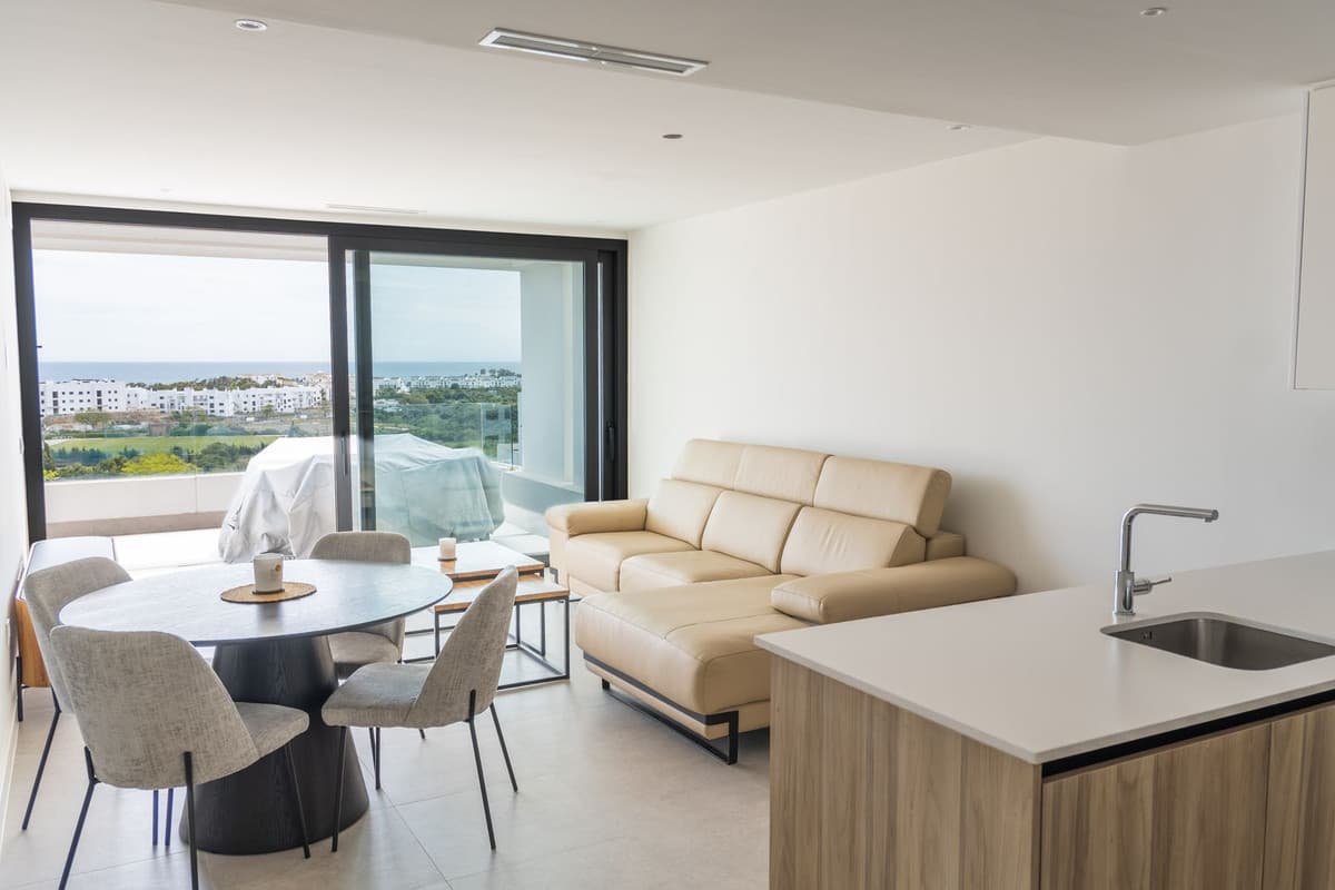 Penthouse Duplex in Estepona — photo 1 of 10